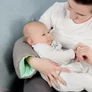 Kép 4/4 - Szoptatós karpárna Meseautó